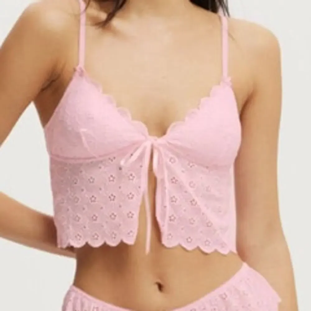 Cotton On Pink Lace Up Bralette Top size M - Picture 3 of 9